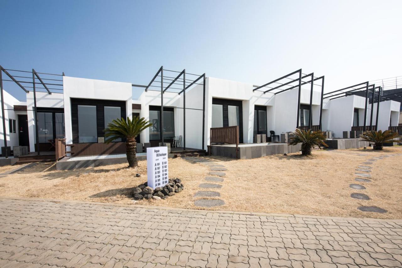 Aqua Beautique Poolvilla Чеджудо Экстерьер фото